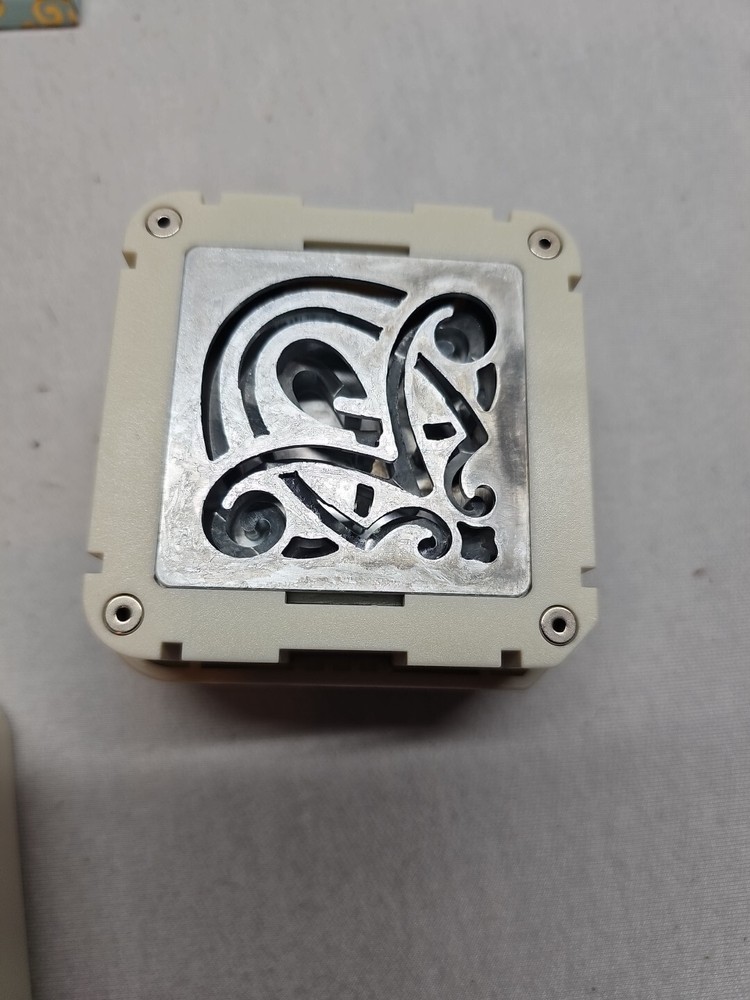 Anna Griffin Platform Punch With Stamps