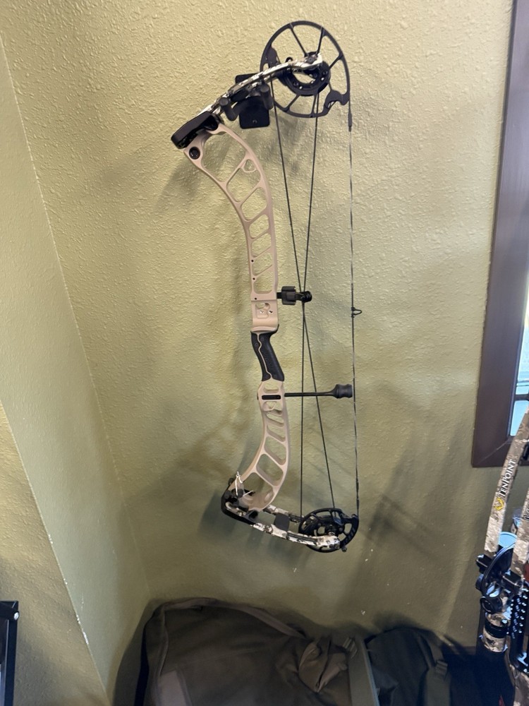 NEW!!!! Prime Inline 5 Compound Bow Archery/Hunting Bow