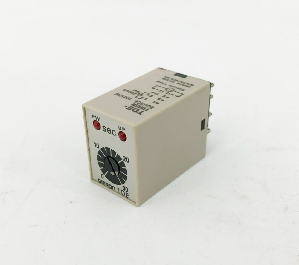 New Omron Type TDE Timer 100VAC 30s.
