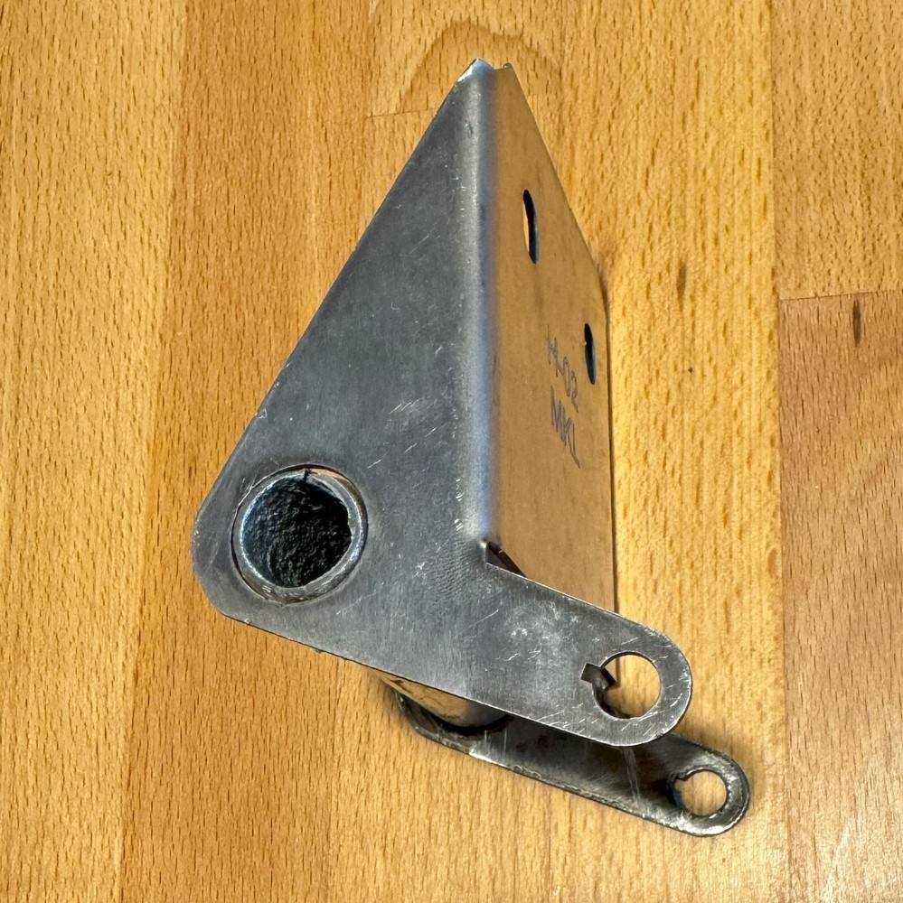 Clopay garage door hinge #02