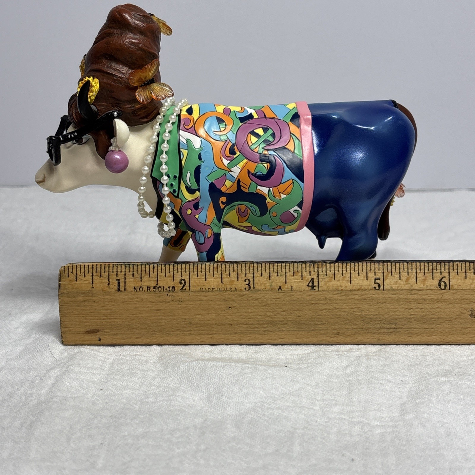 Cow Parade Beehive Bovine 2002 Retired VINTAGE-READ DESCRIPTION