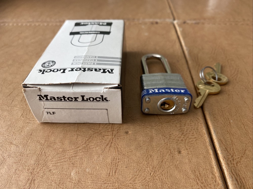 Master Lock Blue Padlock 1.5" Shackle - Model # 7LF 2 Keys