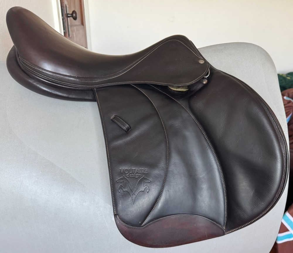 18.5" Voltaire Stuttgart PRO Saddle - 2017 - 4AAR - Full Buffalo