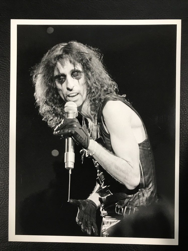 ALICE COOPER 1979 ORIGINAL Photo MADHOUSE ROCK