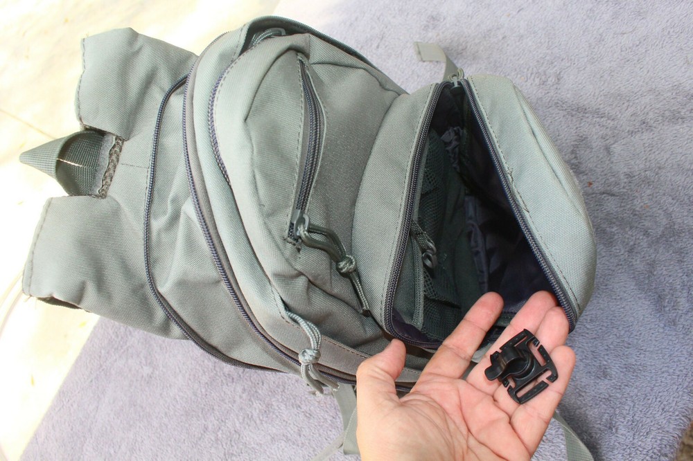 Small Light weight Day Back Pack Hydration backpack Molle Hook Loop Grey OS