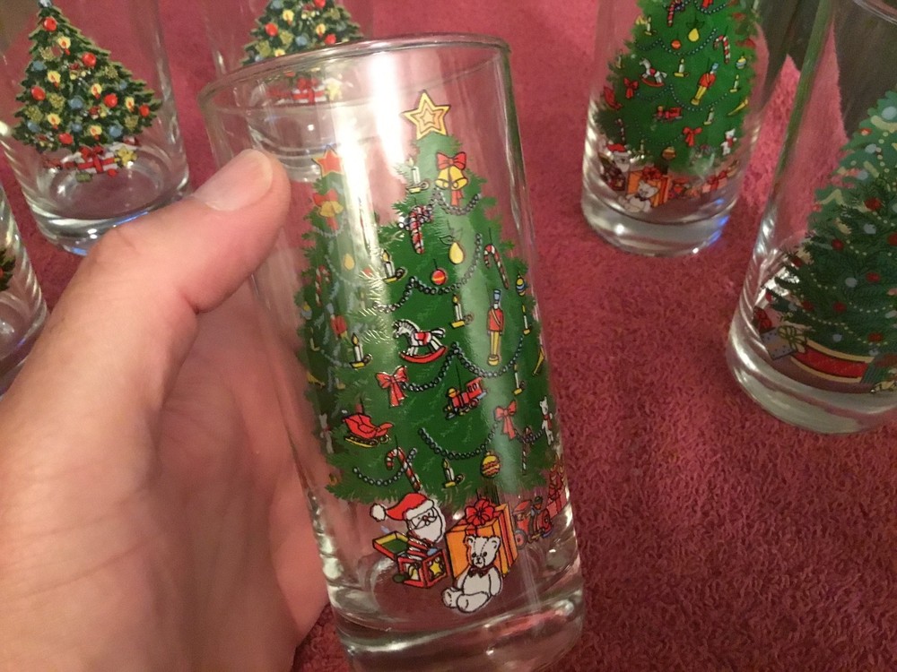 6 Assorted Christmas Drinking Glasses