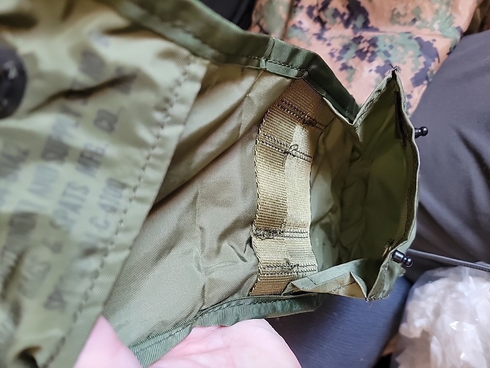 AN/PEQ-16A Pouch,Tech Manual, Laminated Card+Pattern diffusers+straps NEW+AFAK