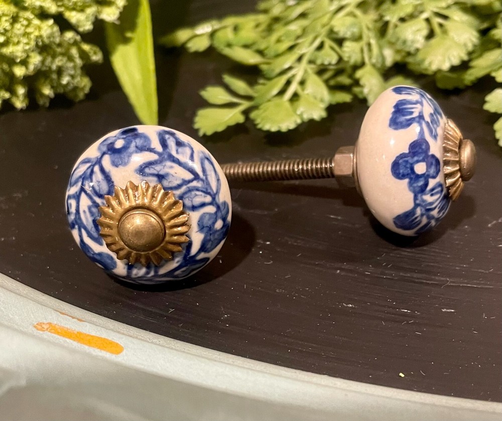 1 Antique Blue white Porcelain Ceramic Drawer Cabinet Knobs Pulls 1.25 brass end