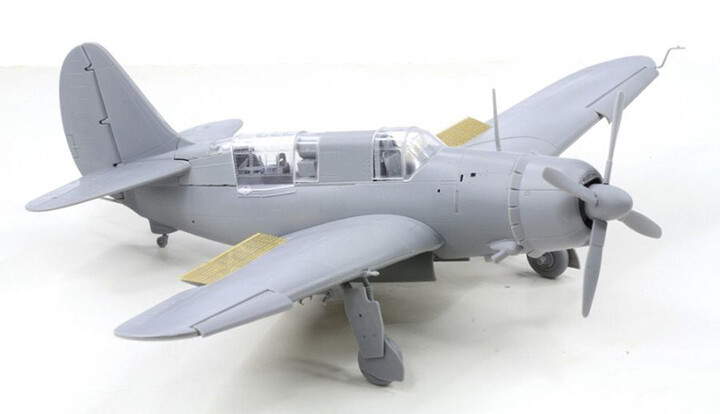 Dragon #5103 1/72 SB2C-4 Helldiver