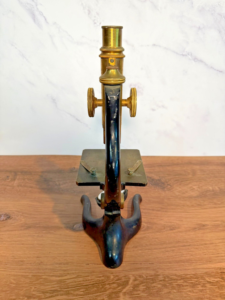 NICE ANTIQUE E. LEITZ WETZLAR BRASS MICROSCOPE NO. 134082