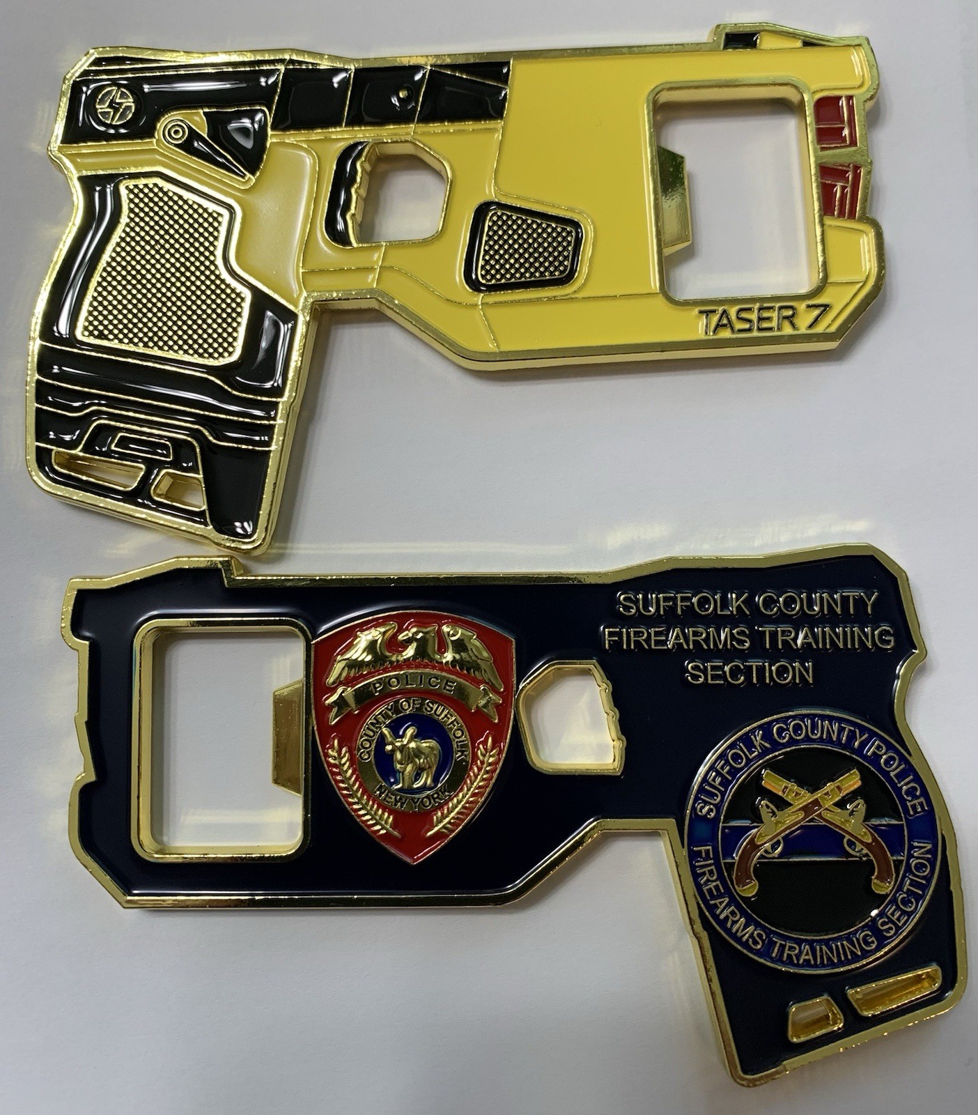 SUFFOLK COUNTY POLICE TASER 7 FIREARMS RANGE OPENER SCPD CHALLENGE COIN NEW YORK