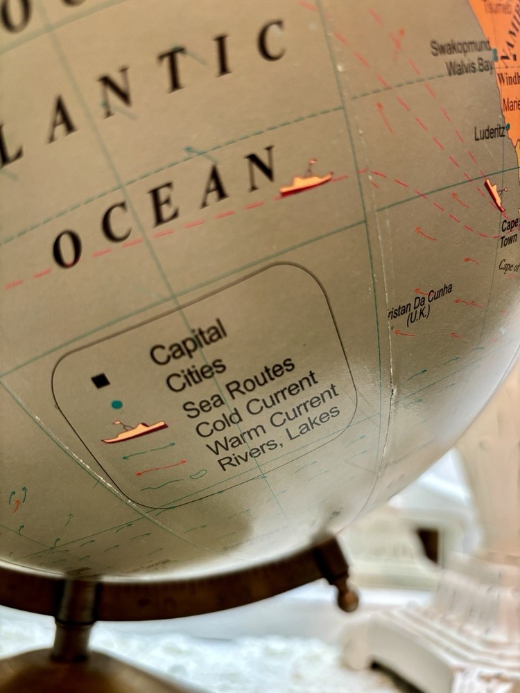 Vintage Philips Challenge Globe 1960’s