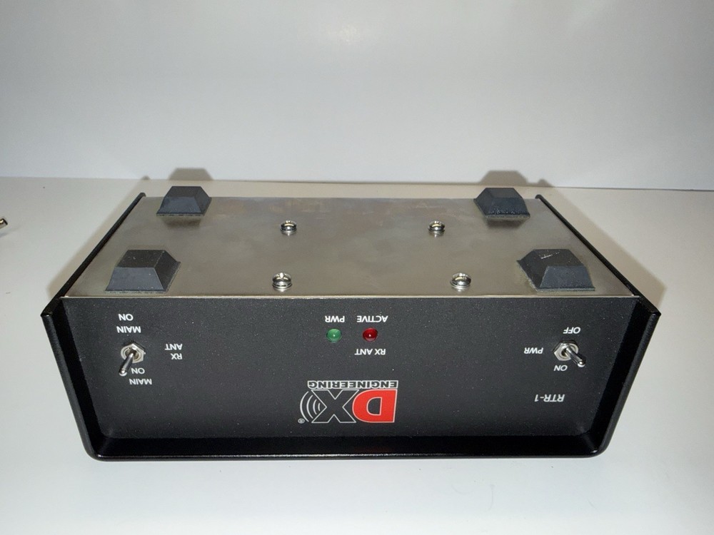 DX Engineering RTR-1 Receive Antenna Interface DXE-RTR-1- Gently Used