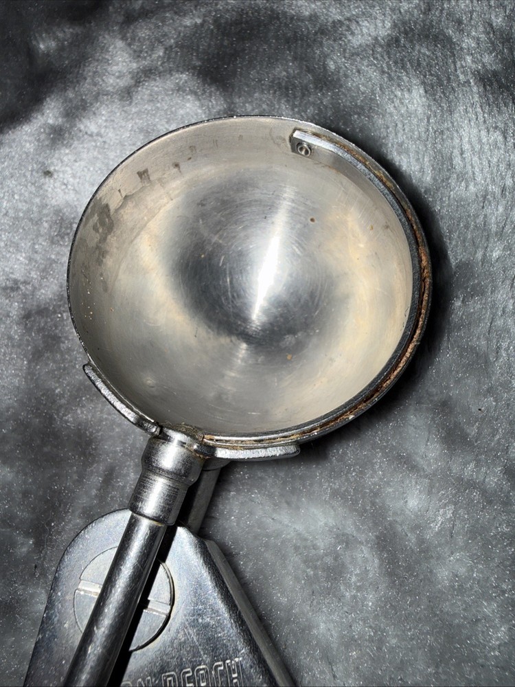 HAMILTON BEACH Model 65 Ice Cream Scoop
