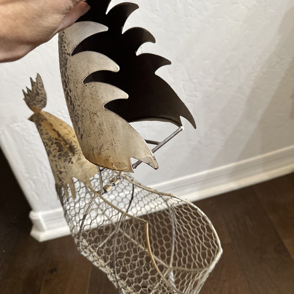 Large Rustic Rooster Metal & Chicken wire Egg Container. White Washed Design.