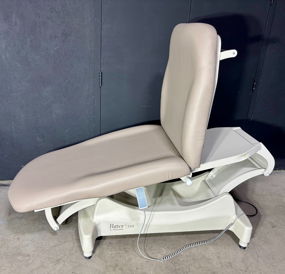 Midmark Ritter 244 Exam Table powered High-Low Bariatric