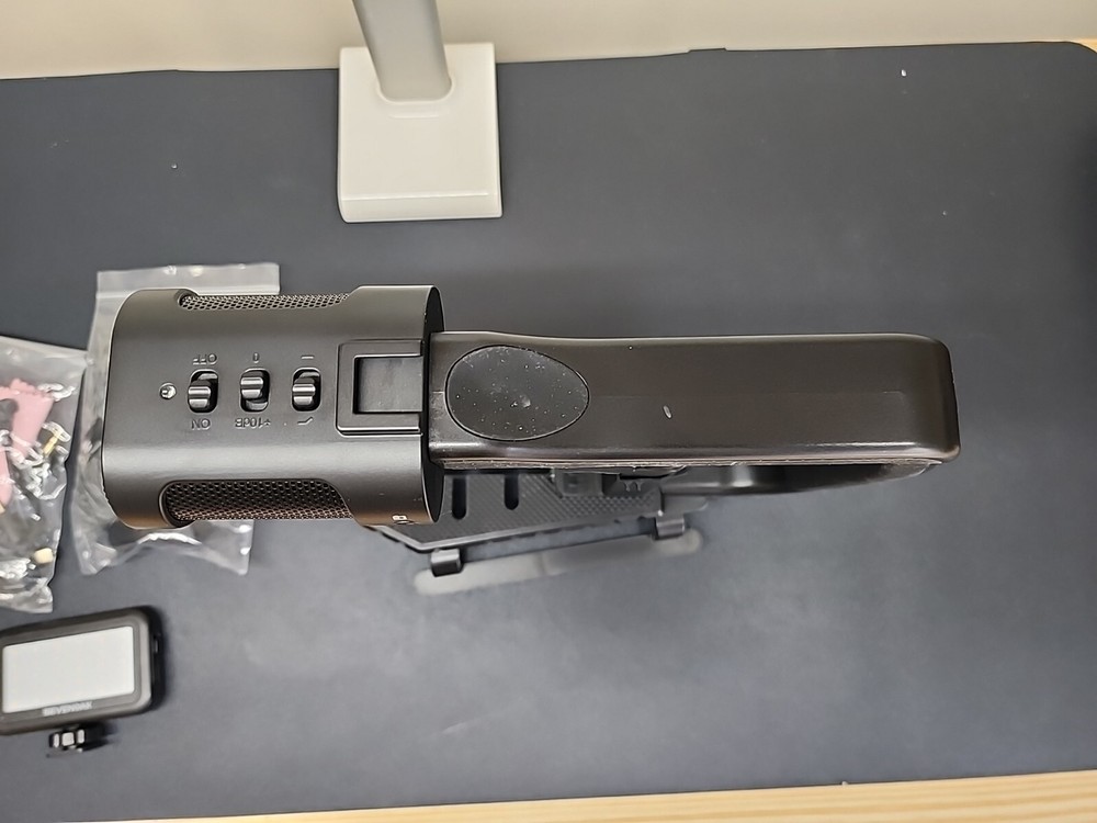 Sevenoak MicRig Video Bundle with Grip Handle, Stereo Microphone & LED Light