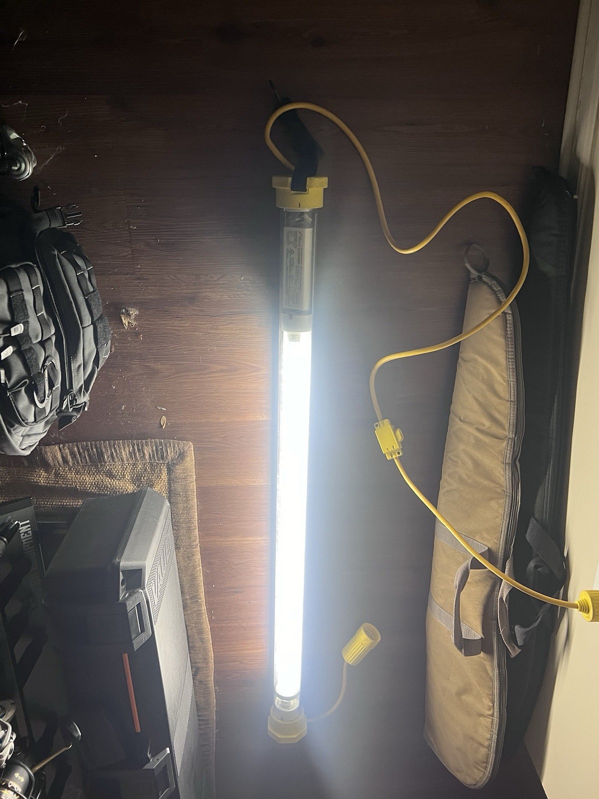 (3) General Manufacturing 1625-5007 Safe-t-lite shelter light w/ Pelican Case