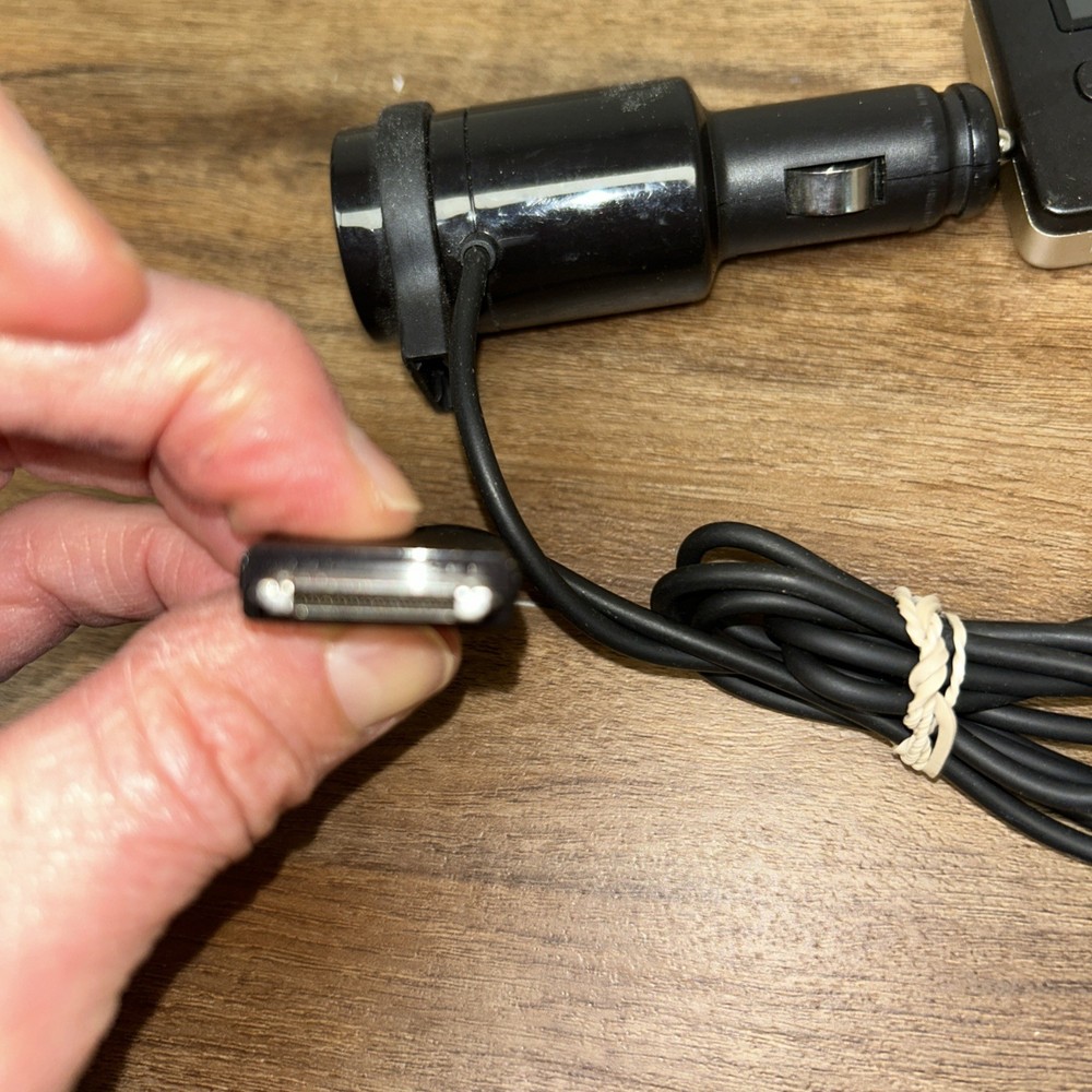 Microsoft Zune Car Pack - Charger FM Transmitter