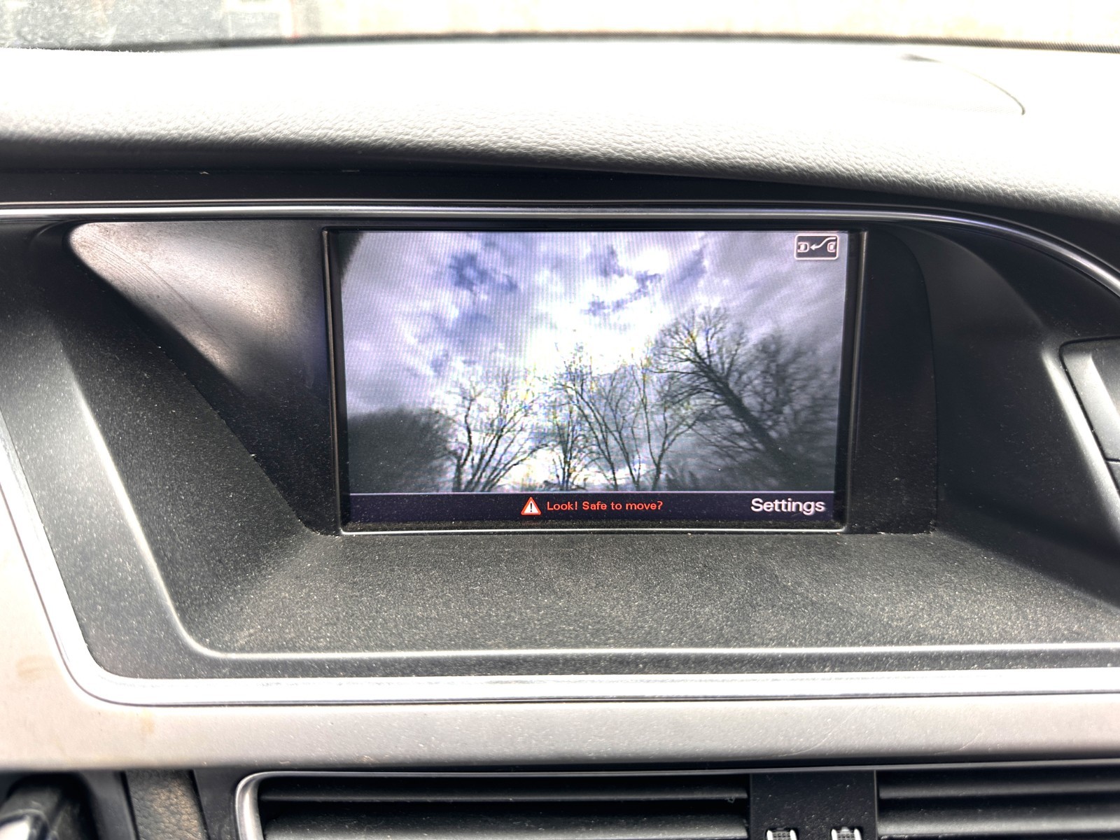 2013-2016 Audi A4 A5 S4 S5 Q5 Info Navigation Display 8R0919604A OEM Used