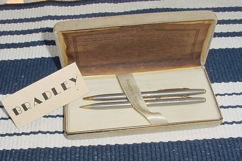 Vtg Bradley Pen Pencil Set TUMCO Texas Utilities Mining Lignite Coal Safety Awar