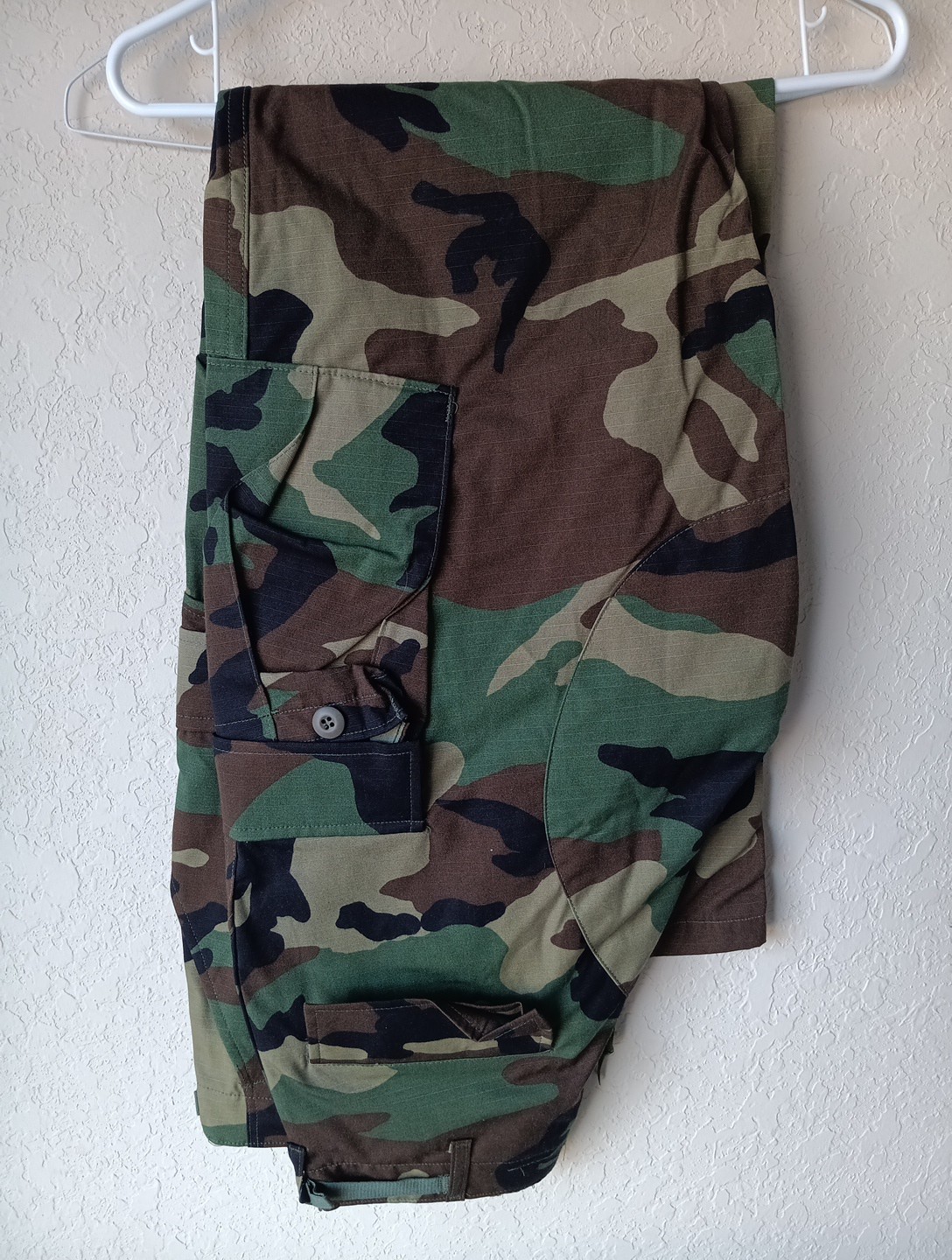 NWT US Army Combat Tousers Hot Weather Coat Uniform Med L Pants Woodland Camo