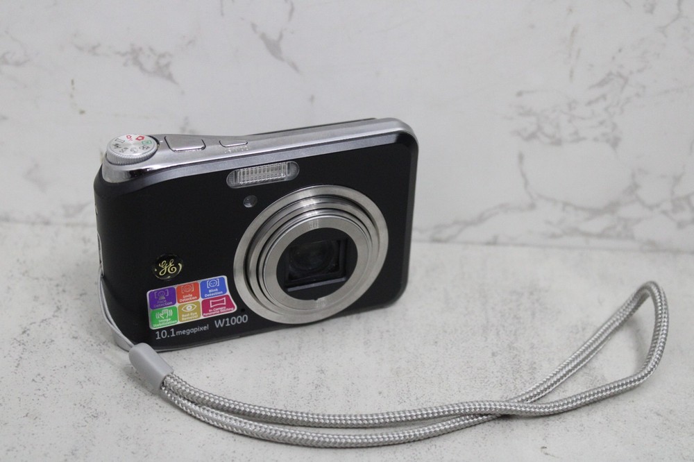 GE W1000 Black 10.0MP Digital Camera - TESTED WORKING READ