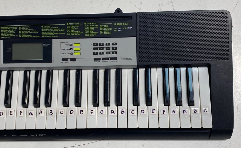 Casio 61 keys Electronic Keyboard