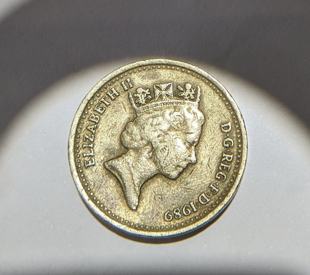1989 one (1) UK pound