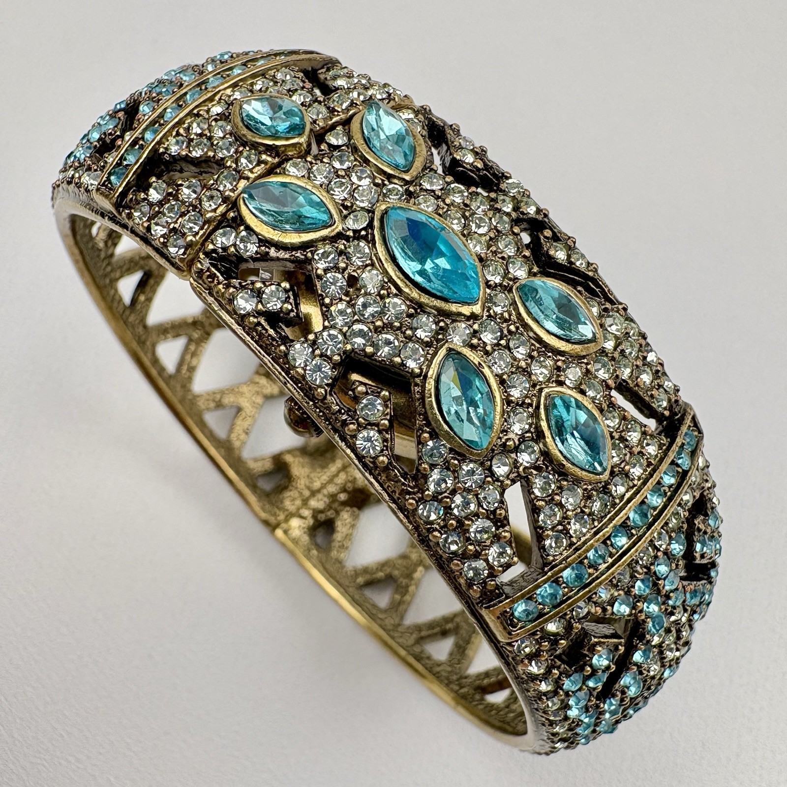 Vintage Heidi Daus Hidden Watch Swarovski Hinged Bangle Bracelet B10258