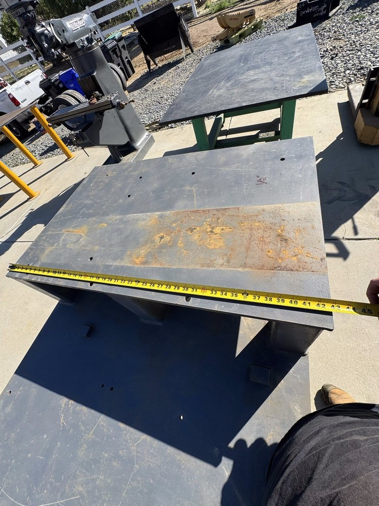 52x42" welding table