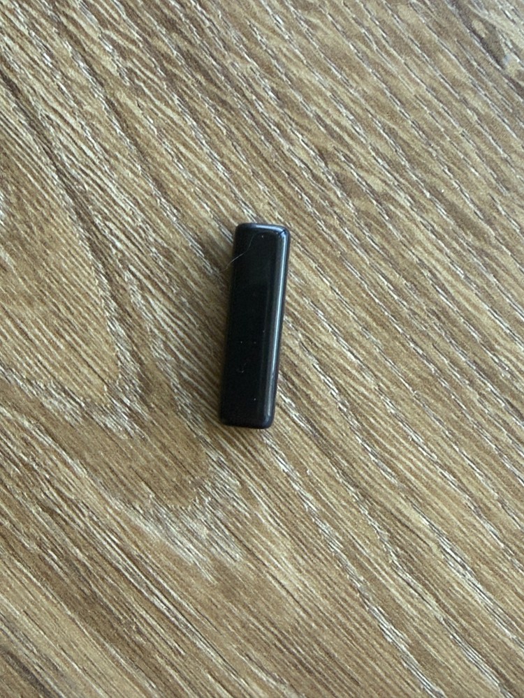Fitbit Flex 2 tracker FB403 w/charger Does NOT charge AS IS NO returns