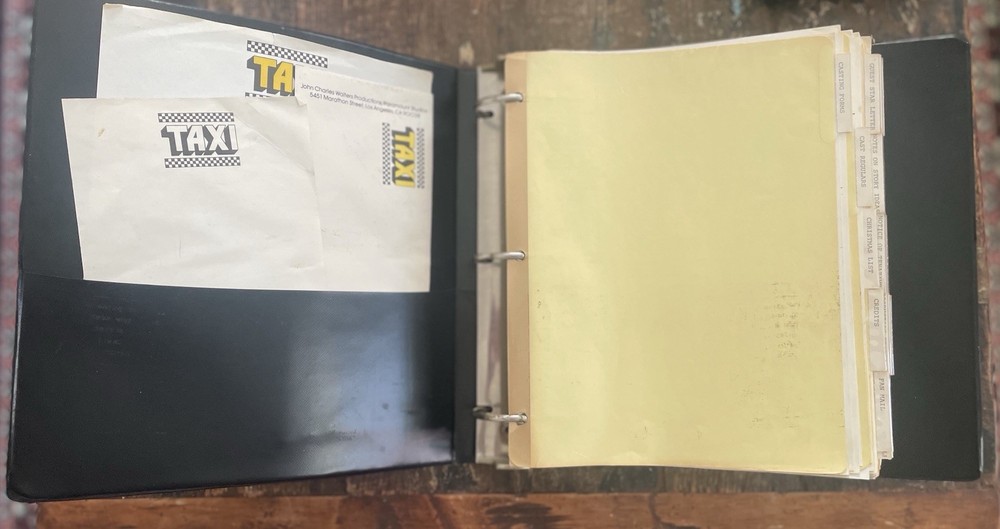 TAXI sitcom 1981 PRODUCTION BINDER Paramount Studios Casting, Scripts, Revisions