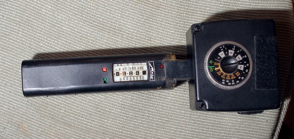 Metz 60 CT 1 Mecablitz,professional flash,handle mount,( flash head only)