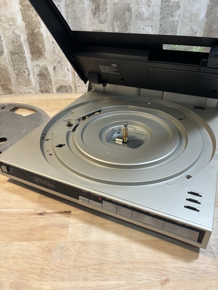 ⭐️Technics Sl-j1 Dc Servo Automatic Tangential Tracking Turntable⭐️Needs Belt⭐️