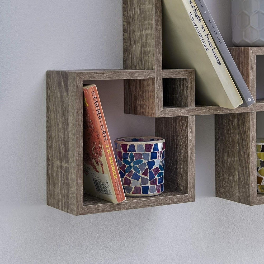 Intersecting Cube Shelves