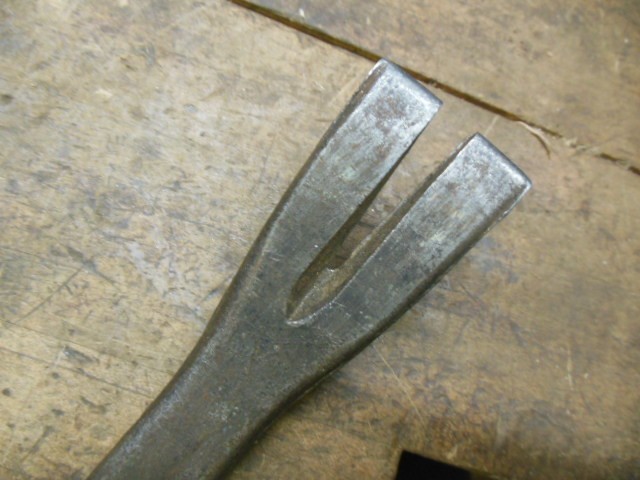 Vintage NOX-TOX crate hammer Bridgeport Hdwe Mfg Co old carpenter tool