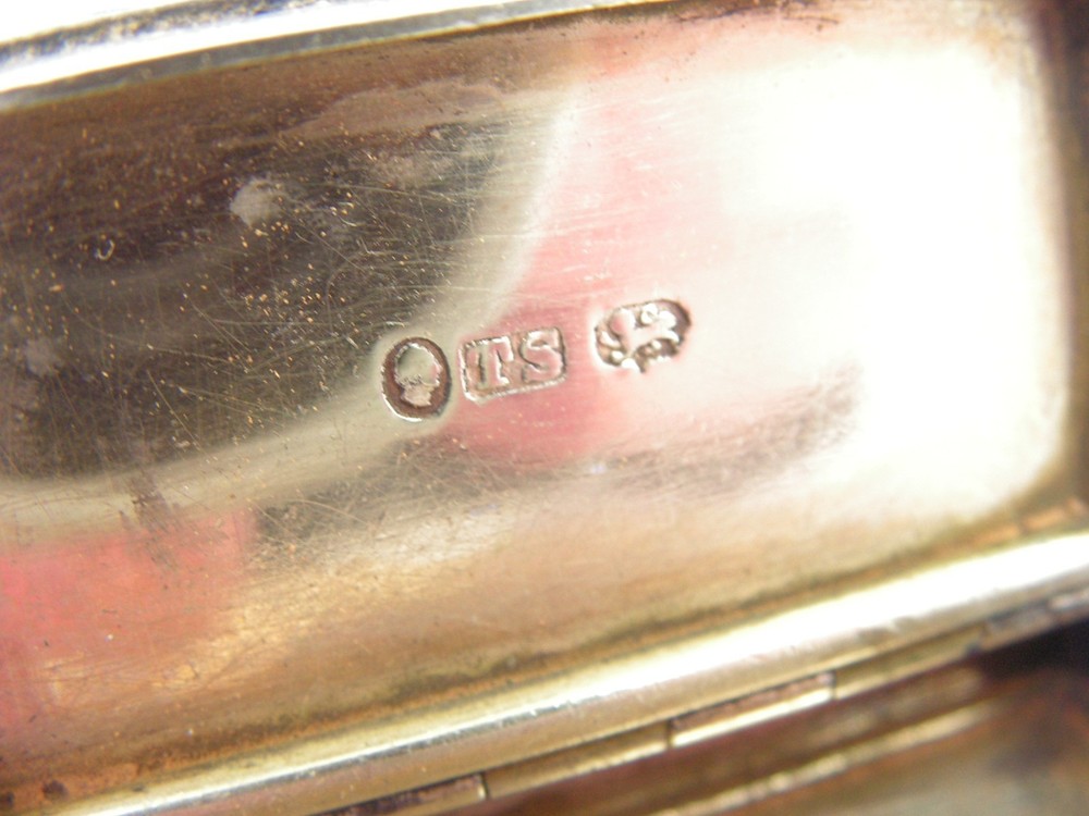 ANTIQUE WILLIAM IV THOMAS SHAW SOLID STERLING SILVER SNUFF PILL BOX 1835