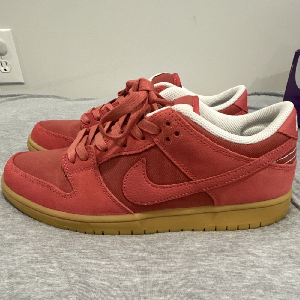 Nike SB Dunk Low Pro Adobe Red Size 8.5