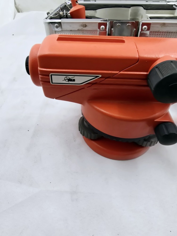 Seco Transit Level 4811-24