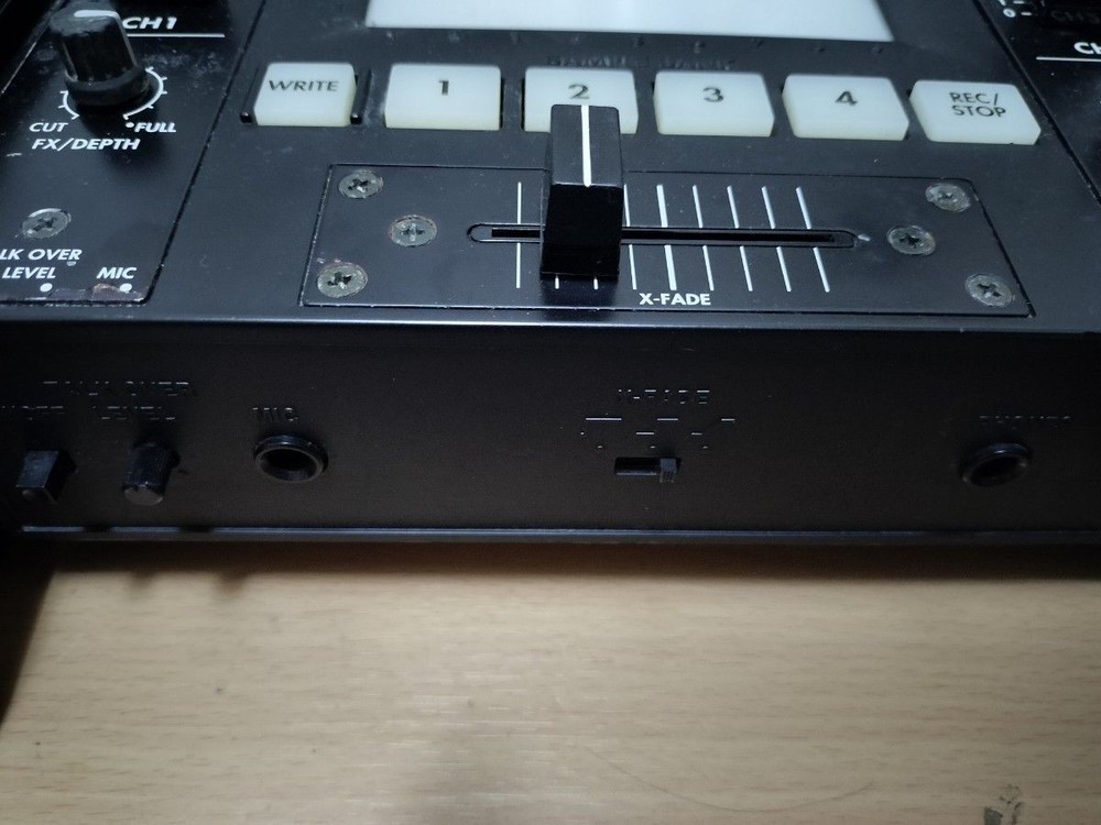 KORG KAOSS MIXER DJ Mixer