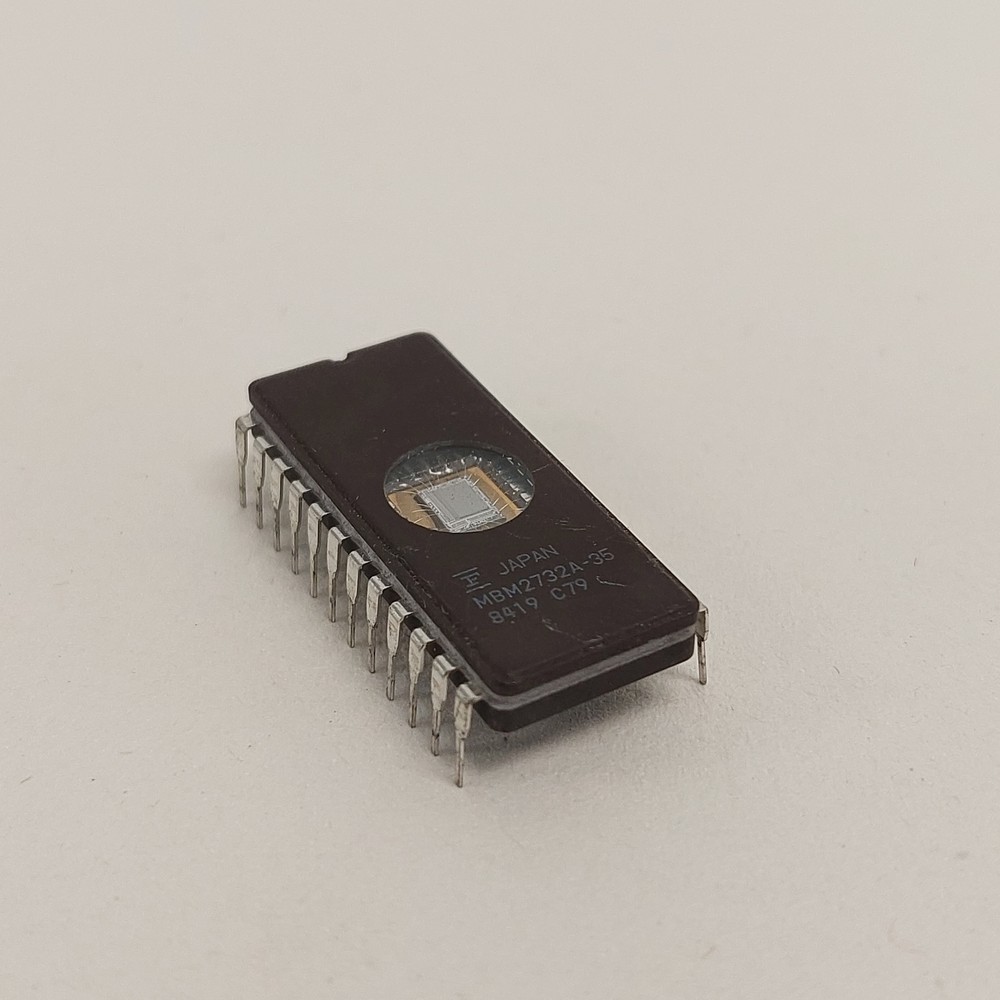 MBM2732A-35 FUJITSU INTEGRATED CIRCUIT X1PC