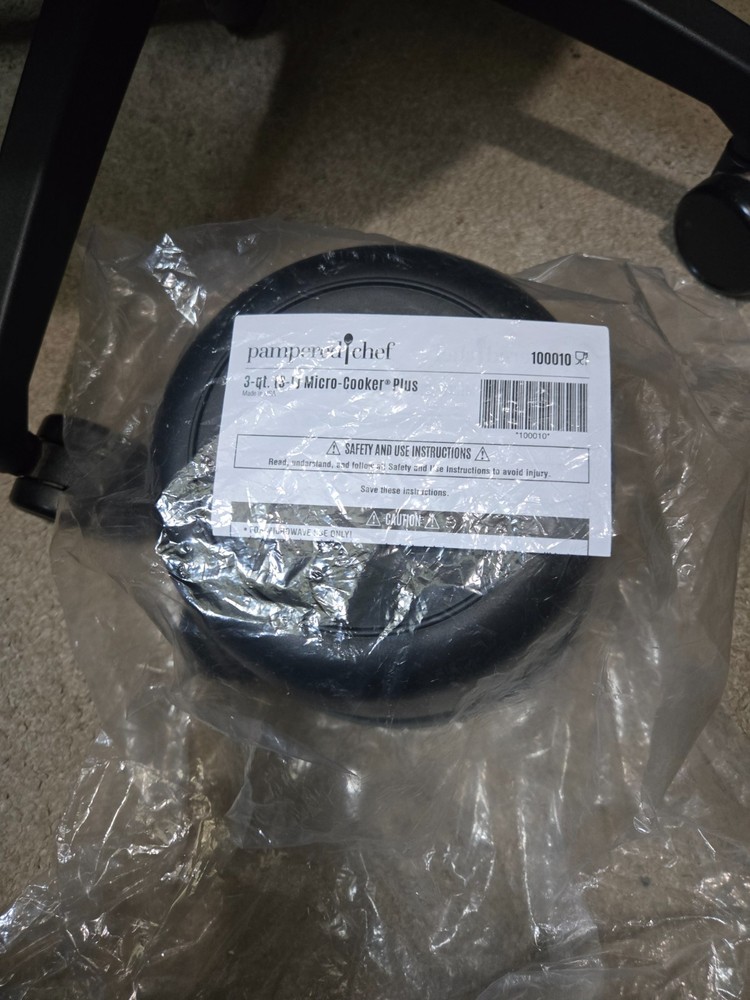 Pampered Chef 3-qt Micro Cooker Plus
