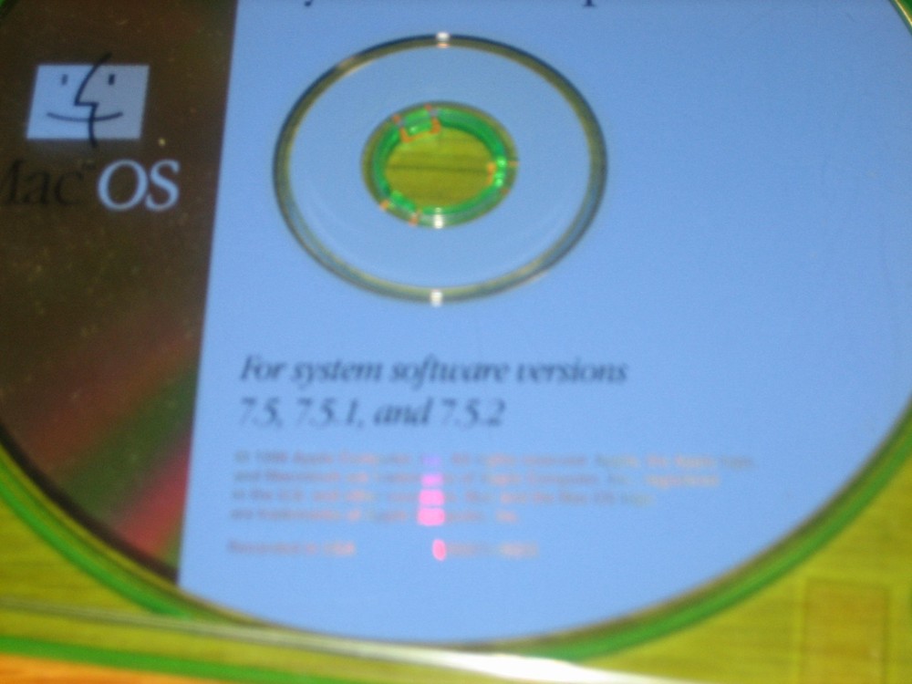 Mac OS 7.5 Update 2.0 • Macintosh Operating System Installer CD-ROM Disc Only