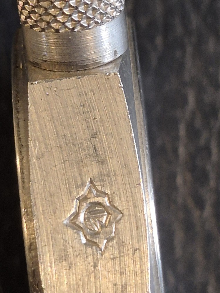 WW2  genuine German Soldier lighter in vgc for age, trench art shape, rare model