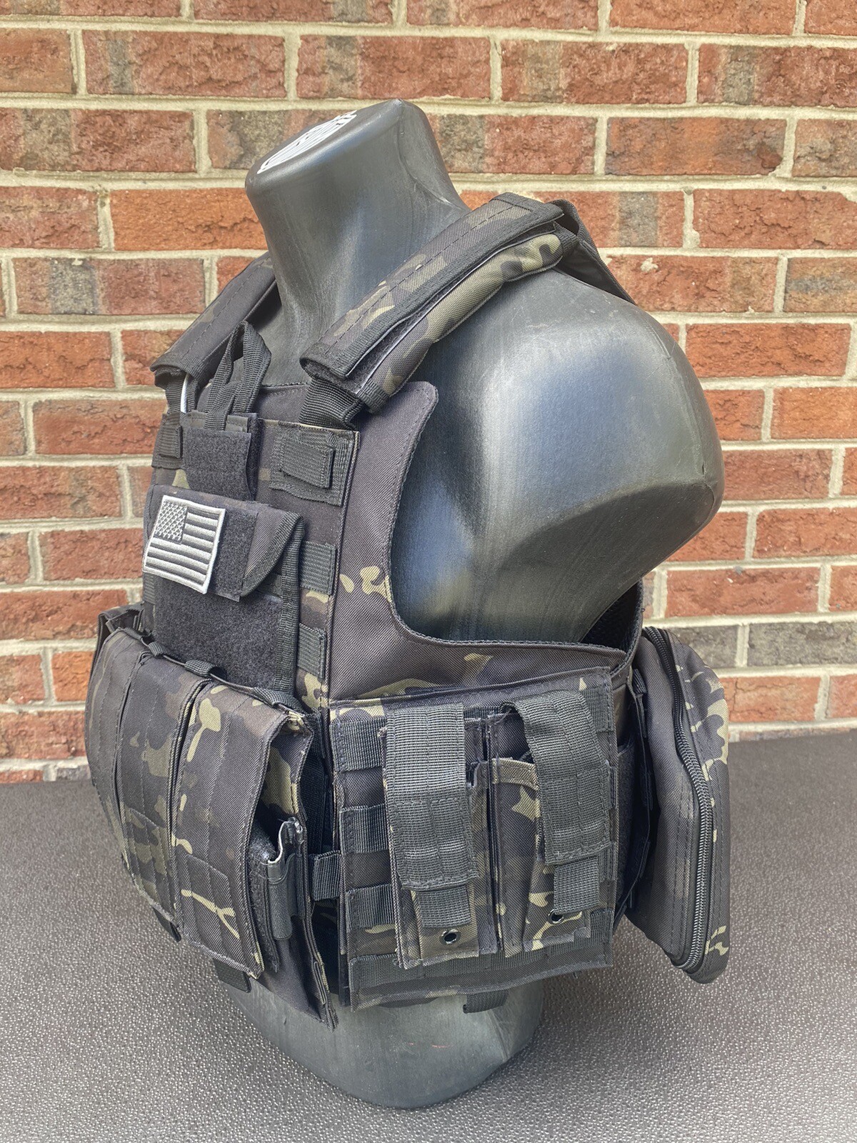 Black Multicam Tactical Vest Plate Carrier With Plates- 2 8x10 curved Plates