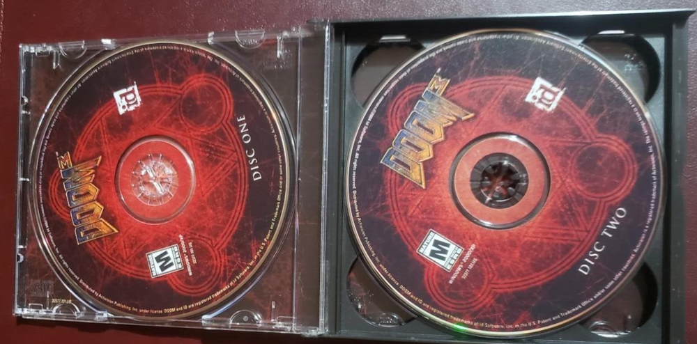 Doom 3 PC CD ROM 3 CD's and Product Key