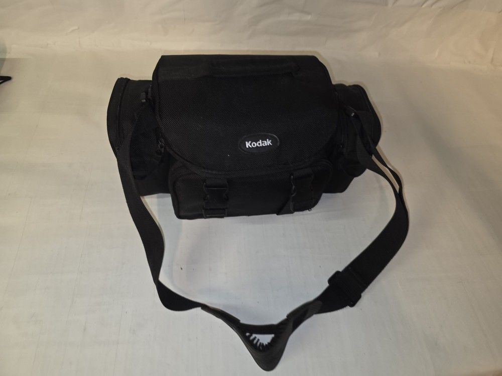 Kodak EasyShare Printer Dock Series 3 Photo Printer Bundle Untested w/Camera Bag