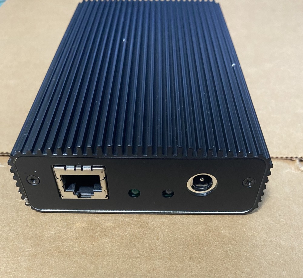 Polycom Eagle Eye Digital Extender Demodulator 2215-66628-001.