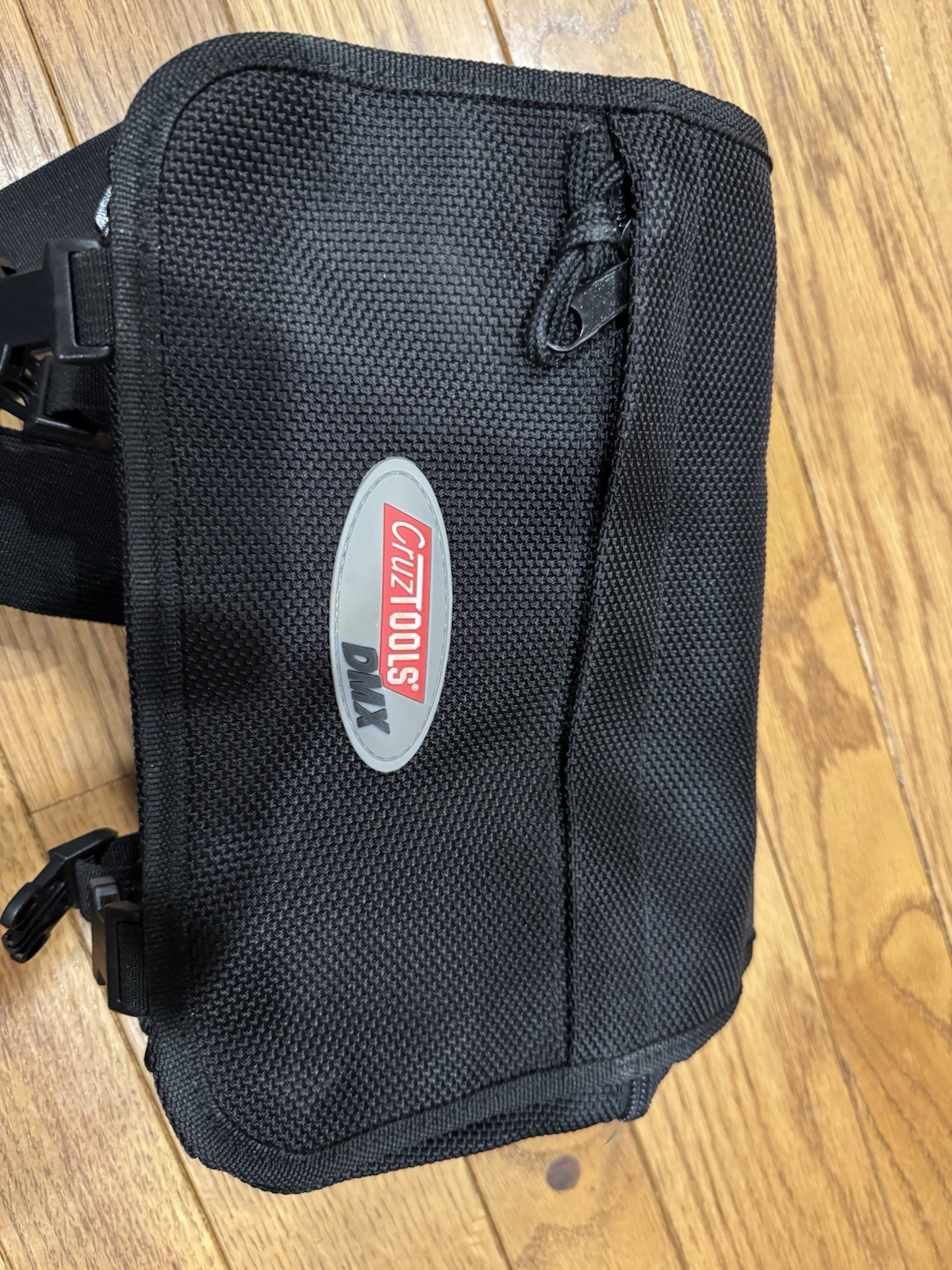 Cruz Tools DMX Fanny pack Tool Kit--Excellent condition For Motorcycle/ATV/snow